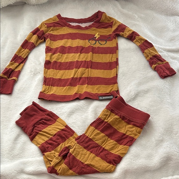 Set of 6 character pajama sets - Picture 6 of 7